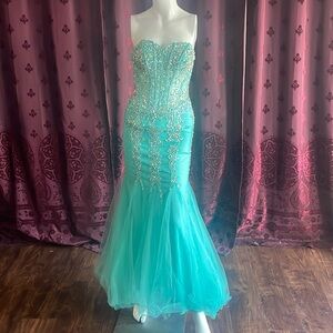 Tulle Mermaid Corset Beaded Anny Lee Gown XS